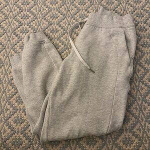 Lululemon joggers